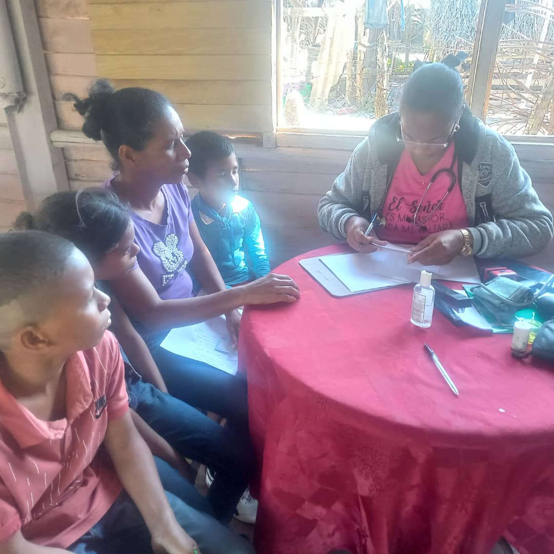 SOLIDARIDAD CON EL PUEBLO CUBANO 